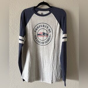 NWOT NFL Team Apparel New England Patriots Long Sleeve Graphic T-Shirt Size L